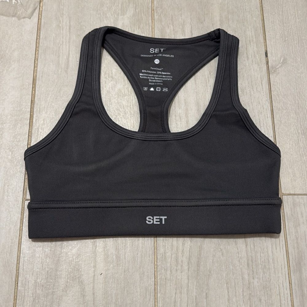 NWT XS SET ACTIVE formcloud grey bra